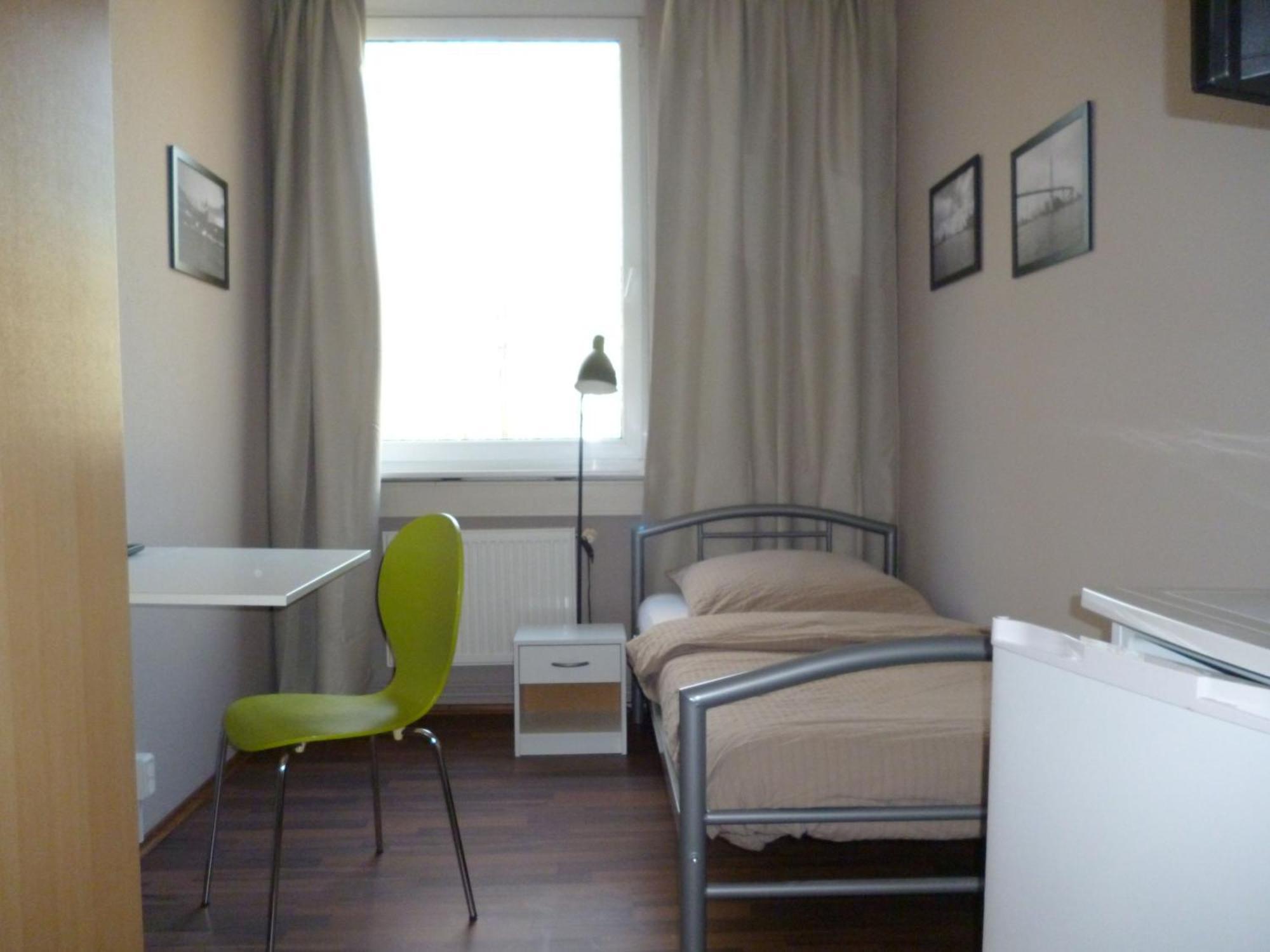 Kro Bergedorf Haus 9 *
