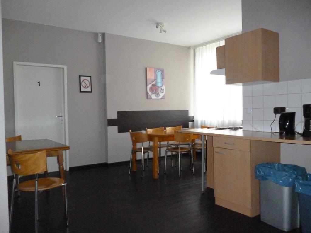 Kro Bergedorf Haus 9 *
